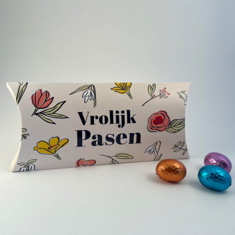 paasgeschenk met eitjes